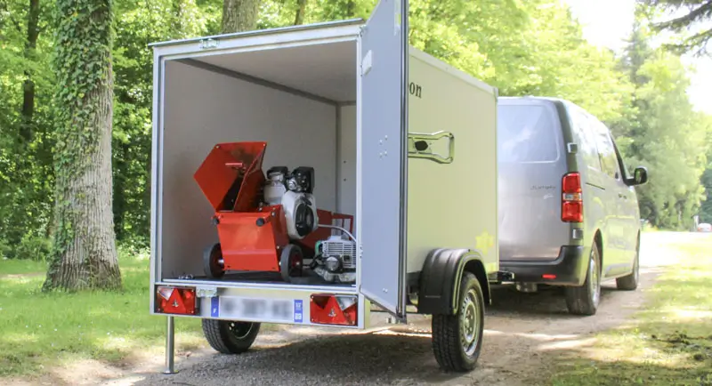 Fourgon Roadster 220 Debon Trailers ouverture double porte