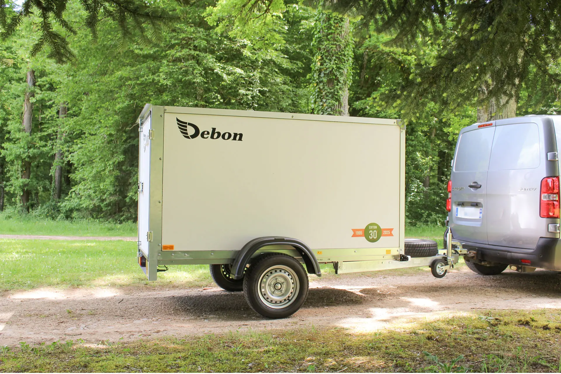 Fourgon Roadster 220 Debon Trailers béquille